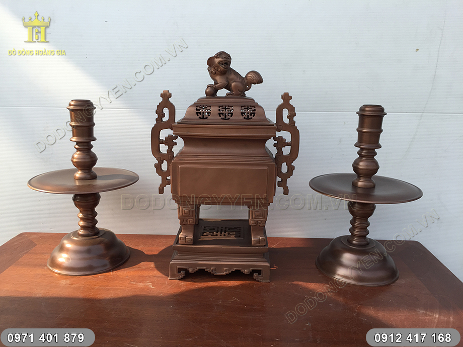 tam sự đỉnh vuông