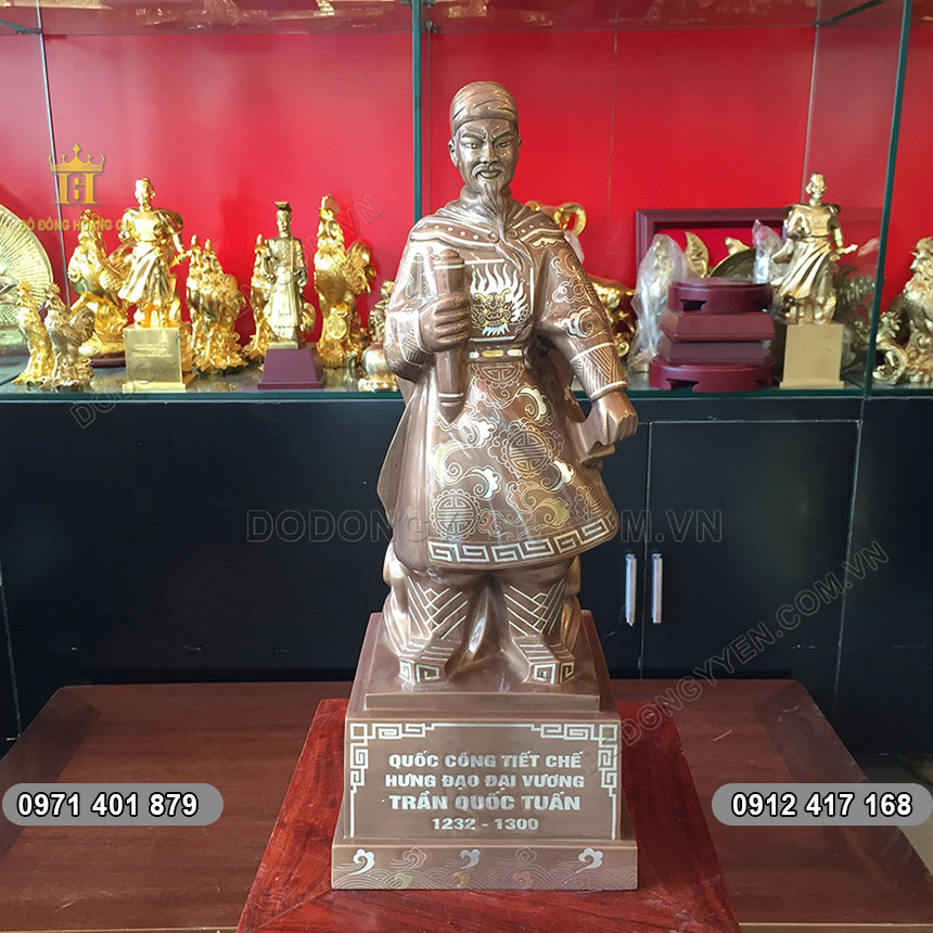 Pho tượng Trần Hưng Đạo Khảm Vàng cao 50cm