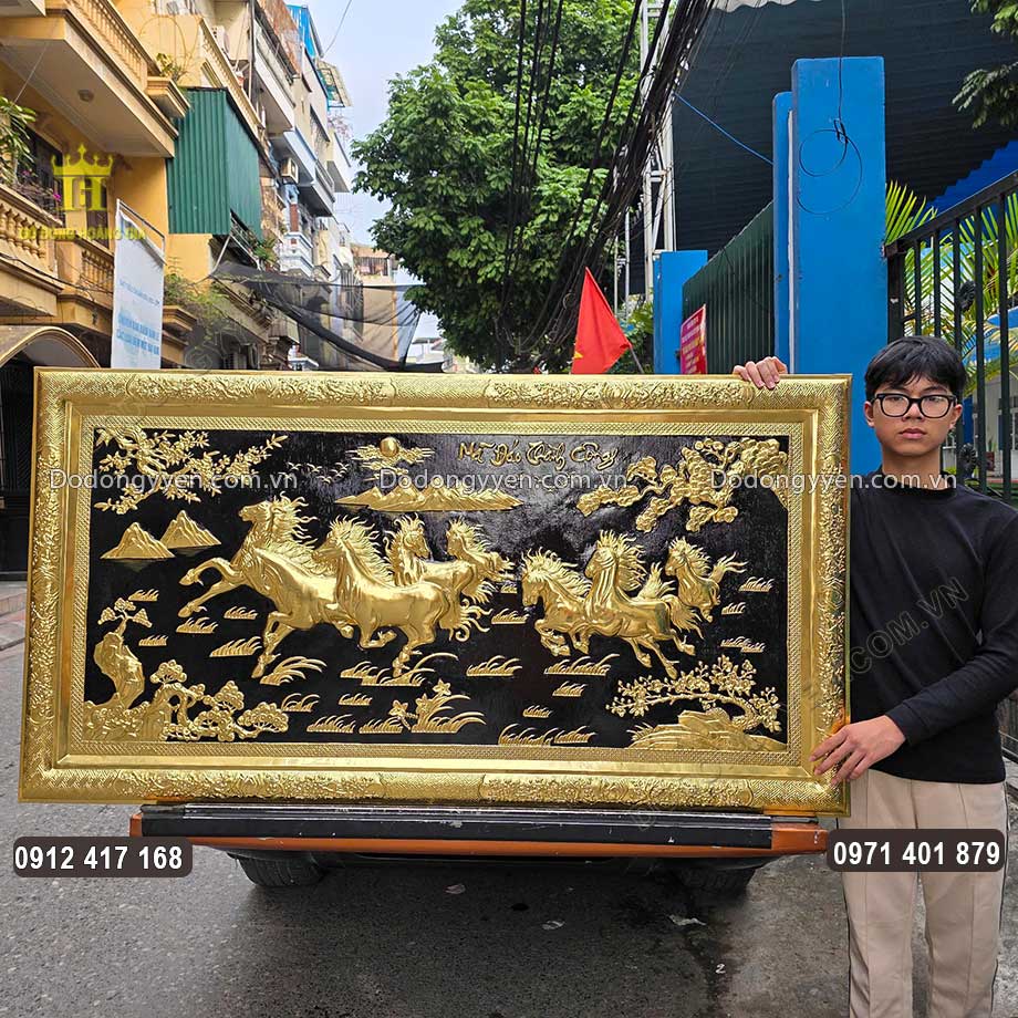 Tranh Bát Mã Truy Phong Khung Liền Đồng Mạ Vàng 24K Tranh Bát Mã Truy Phong Khung Liền Đồng Mạ Vàng 24K