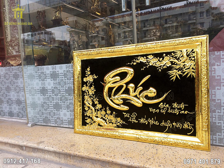 Tranh thường được d&ugrave;ng để tặng cho nhau mỗi dịp khai trương, hay dịp tết đến xu&acirc;n về. Bởi n&oacute; mang &yacute; nghĩa &ecirc;m ấm, may mắn, hạnh ph&uacute;c cho gia chủ