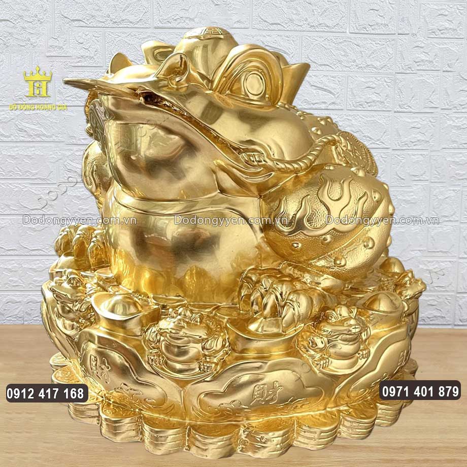 Tượng Cóc Ngậm Tiền Đế Cóc Bằng Đồng Mạ Vàng 24K Cao 45Cm