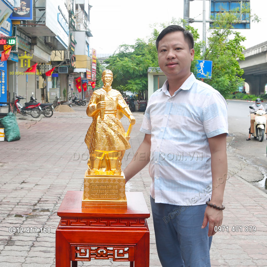 Tượng Đồng Trần Hưng Đạo Bằng Đồng Dát Vàng 24K Cao 70cm