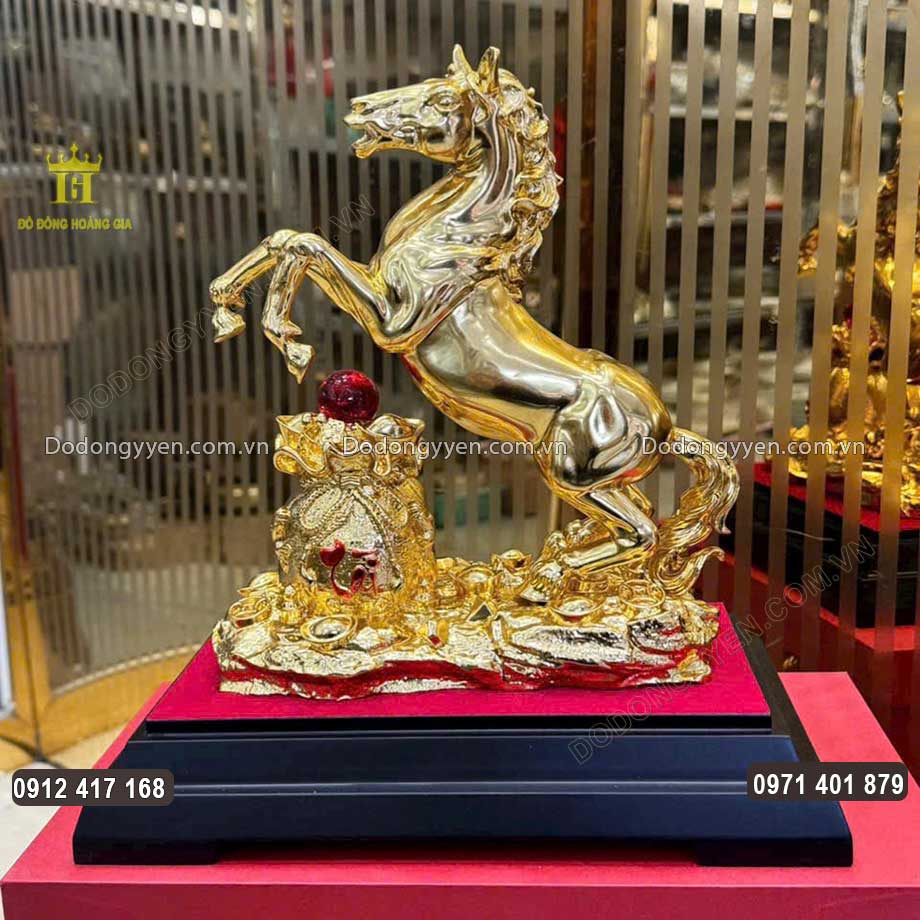 Tượng Ngựa Túi Tiền Tài Lộc Bằng Đồng Dát Vàng 24K Tượng Ngựa Túi Tiền Tài Lộc Bằng Đồng Dát Vàng 24K