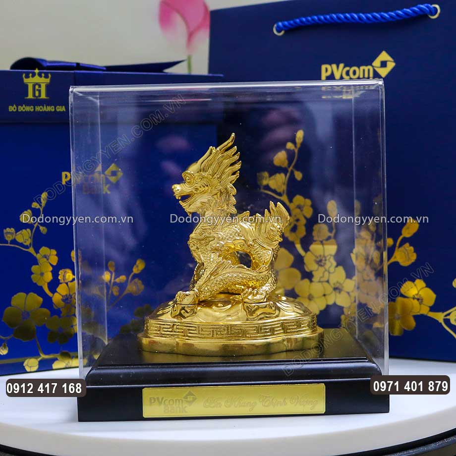 Bàn Giao Tượng Linh Vật Rồng Mạ Vàng 24K Cho Khách VIP PVcomBank