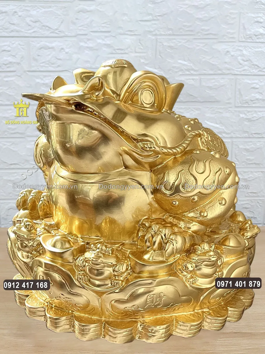 Tượng Cóc Ngậm Tiền Đế Cóc Bằng Đồng Mạ Vàng 24K Cao 45Cm