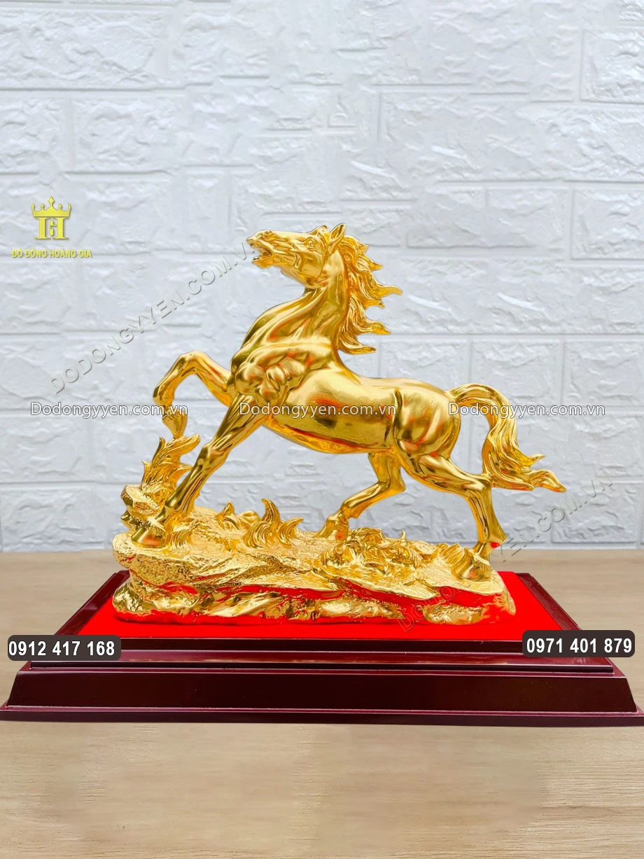 Tượng Ngựa Bát Mã Truy Phong Mạ Vàng 24K