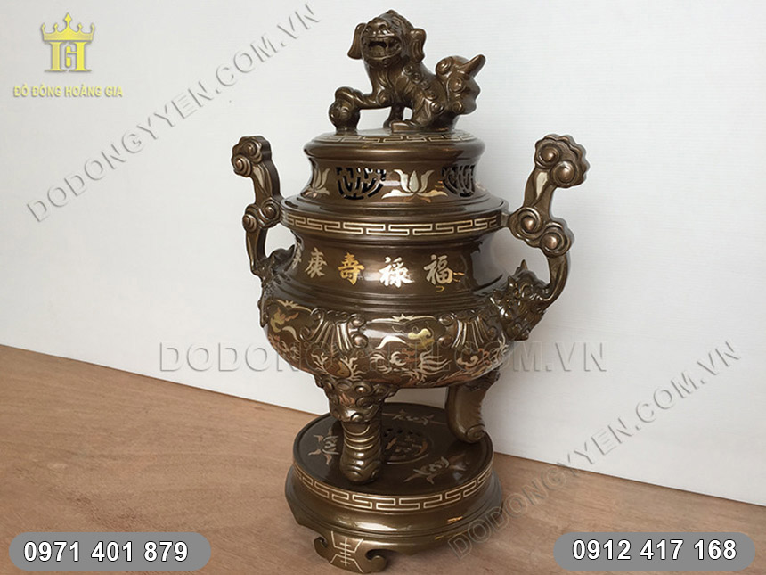 Đỉnh đồng khảm chữ Vàng 3