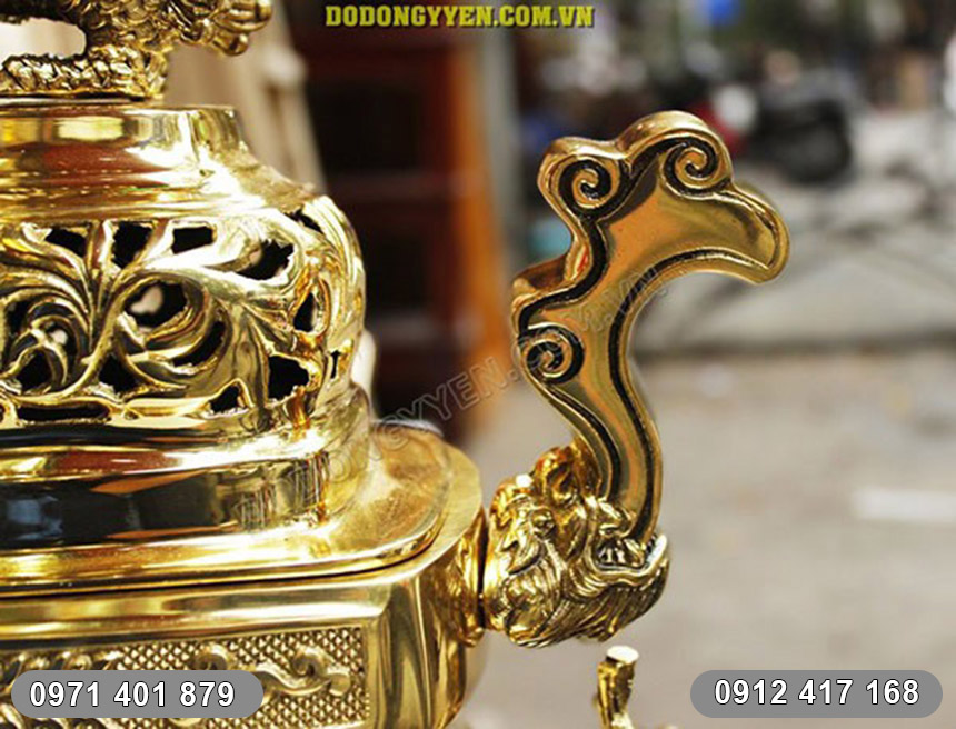 tai đỉnh thờ