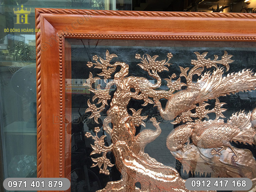 Tranh C&ocirc;ng Hoa Mai 1