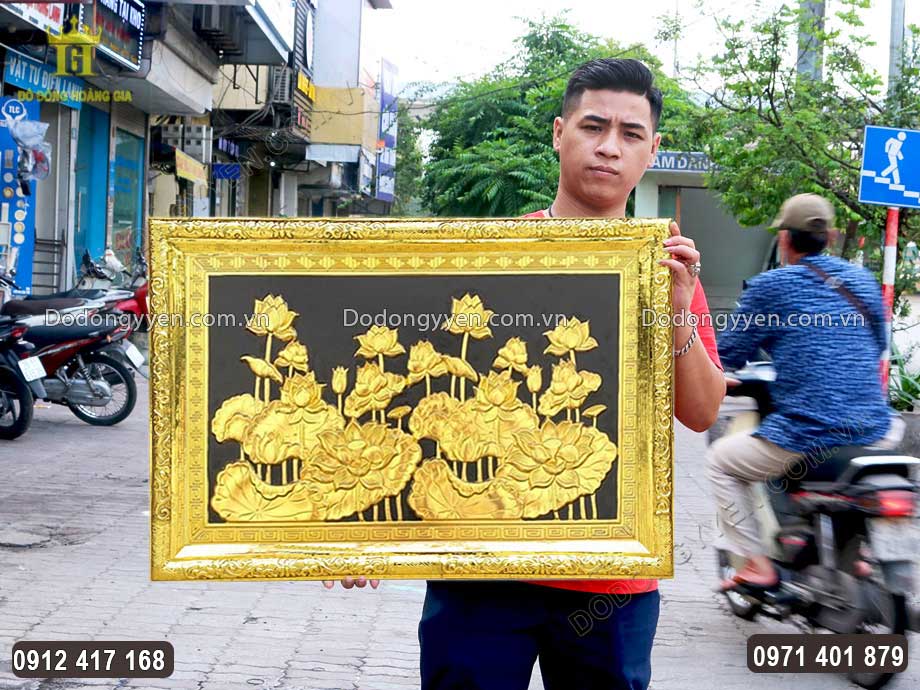 Tranh Đồng Hoa Sen Khung Liền Đồng Mạ Vàng 24K