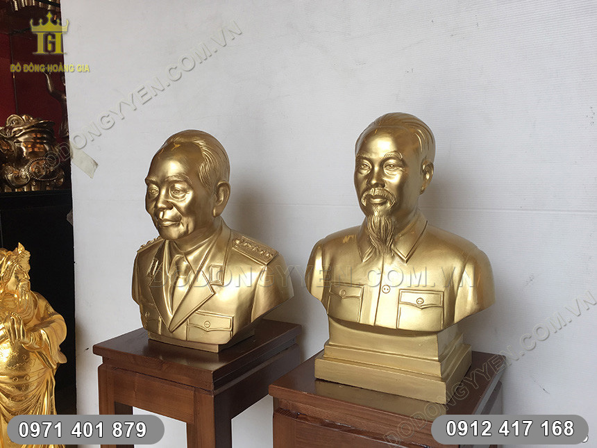 Đ&uacute;c tượng B&aacute;c Hồ - B&aacute;c Gi&aacute;p bằng đồng