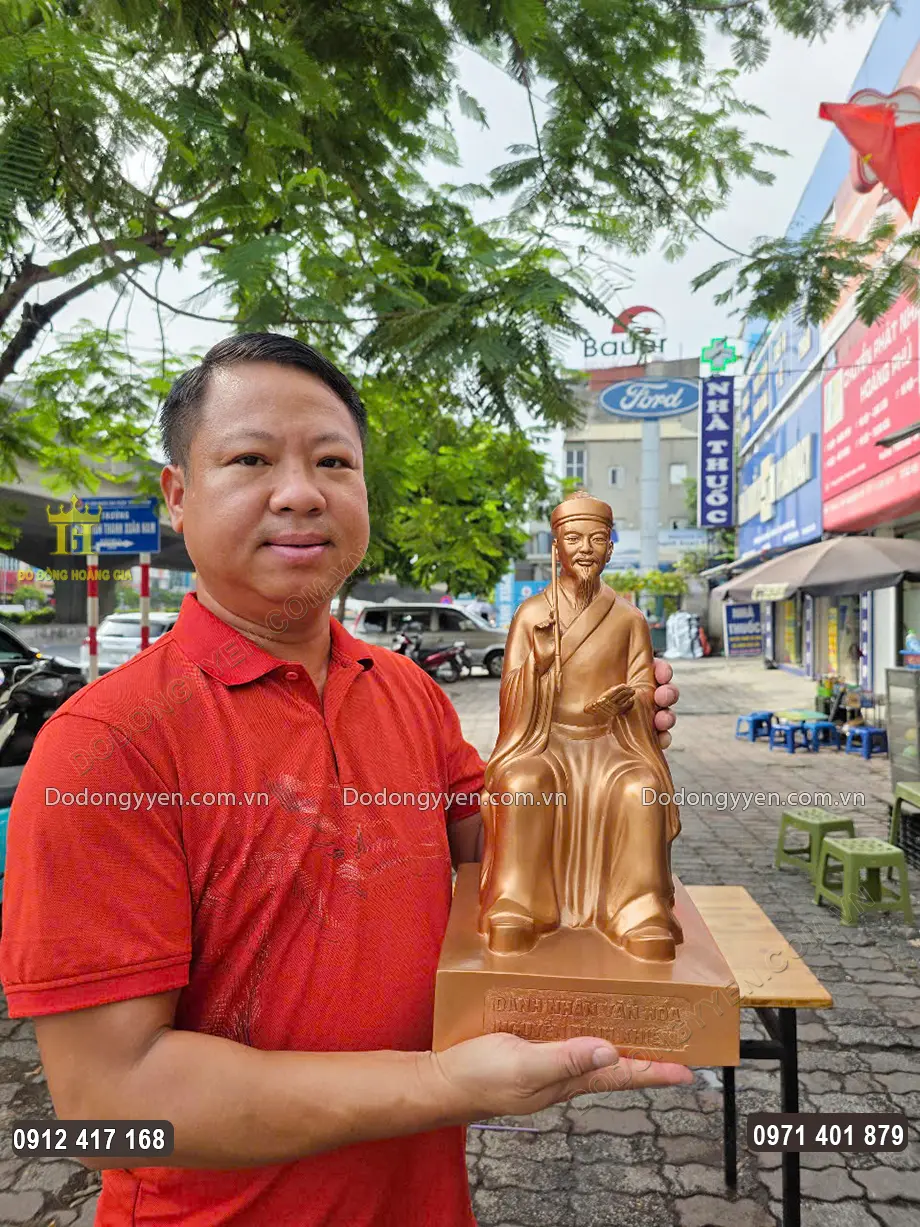 Tượng Đồng Nguyễn Bỉnh Khiêm Cao 42Cm