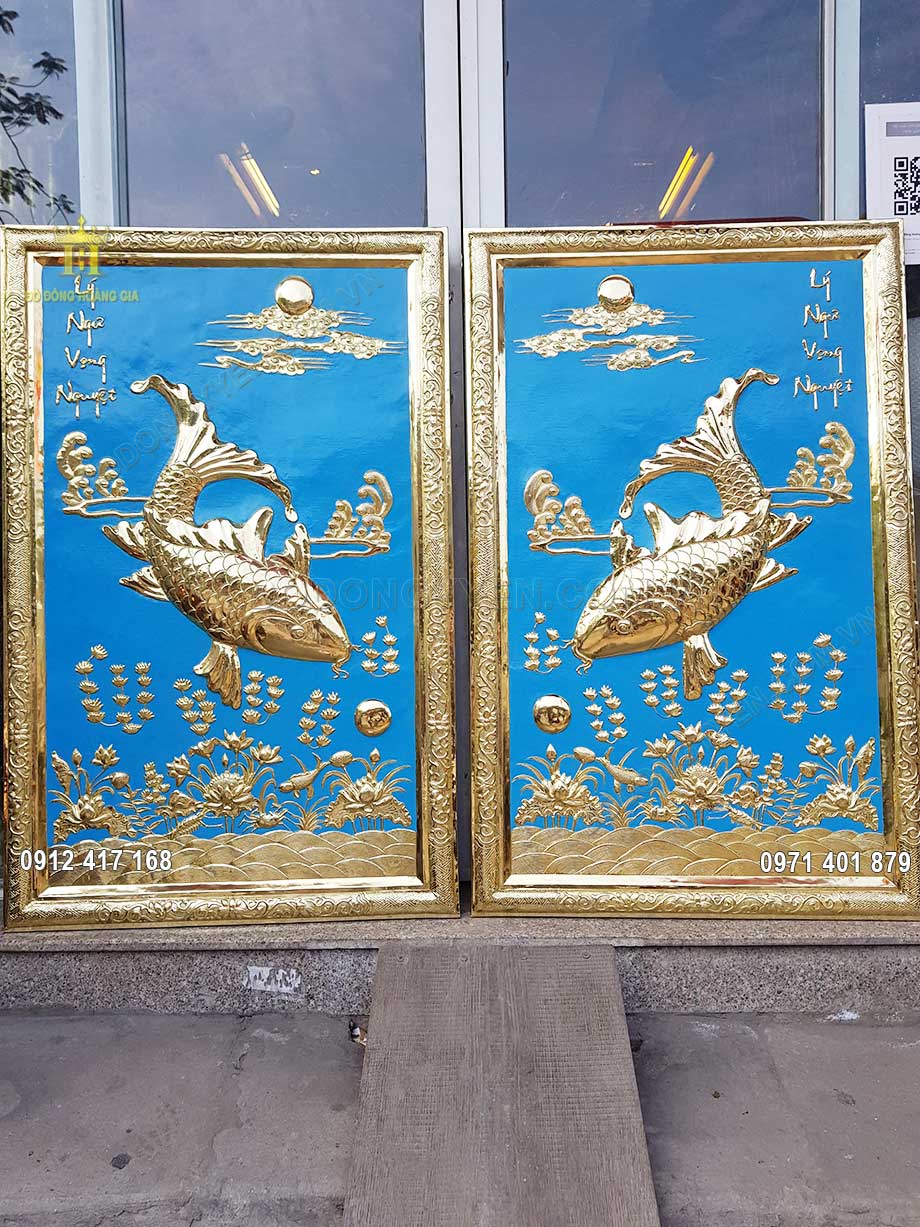 Đ&ocirc;i Tranh L&yacute; Ngư Vọng Nguyệt Bằng Đồng V&agrave;ng 1M27