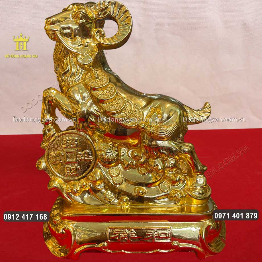 Tượng Dê Phong Thủy Ngậm Dây Tiền Dát Vàng 24K