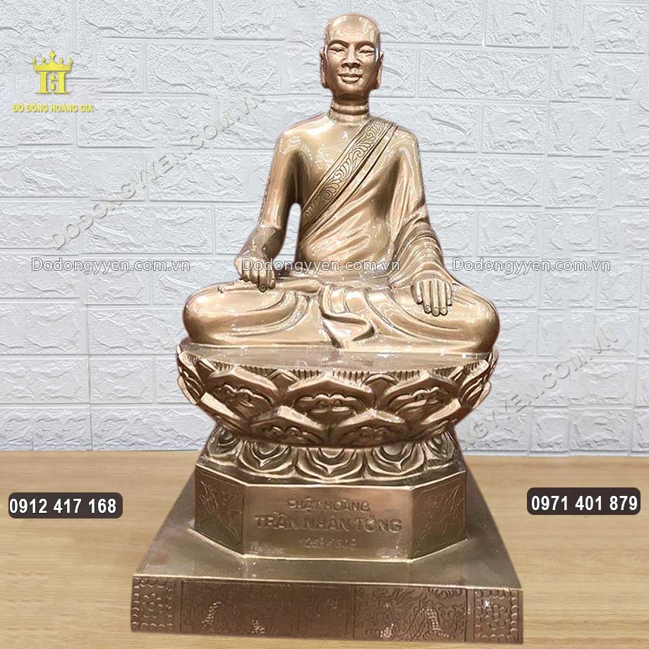 Tượng Phật Hoàng Trần Nhân Tông Bằng Đồng Đỏ Đế Vuông