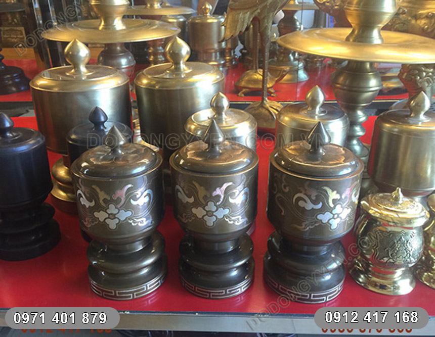 bộ đ&agrave;i thờ tam kh&iacute;