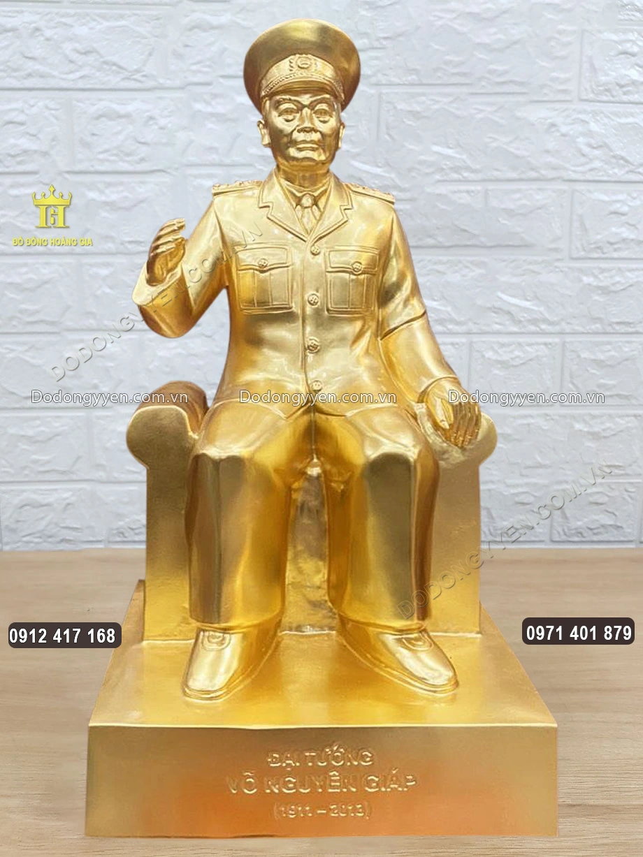 Tượng Đồng Đại Tướng V&otilde; Nguy&ecirc;n Gi&aacute;p Ngồi Ghế D&aacute;t V&agrave;ng 9999