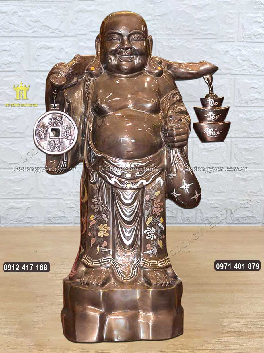 Tượng Đồng Phật Di Lặc Đứng G&aacute;nh Tiền Khảm Ngũ Sắc Cao 50Cm