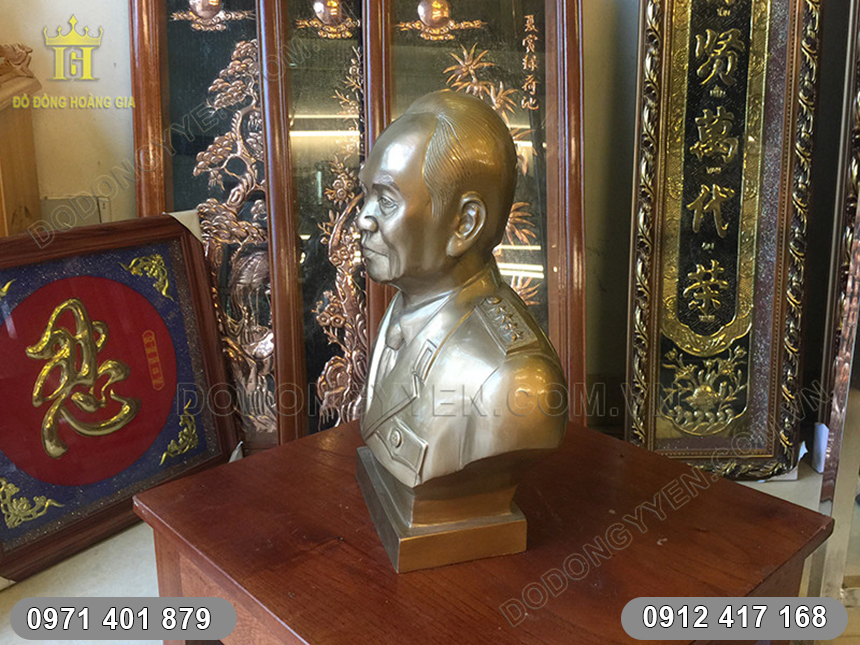 tượng đồng B&aacute;c Gi&aacute;p